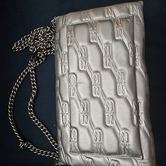 Handbag - Picture 3 of 8